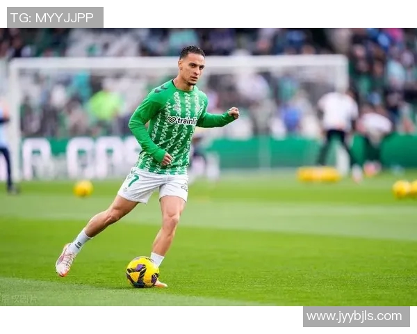 安东尼逆袭背后的秘密曼联为何要感谢贝蒂斯不仅因西甲实力较弱 安东尼逆袭背后的秘密曼联为何要感谢贝蒂斯不仅因西甲实力较弱