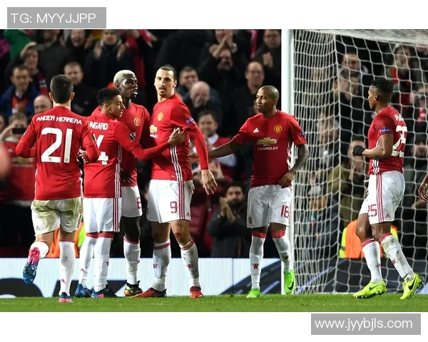 曼晚预测曼联对富勒姆首发阵容霍伊伦齐尔克泽马兹拉维三人锋线组合