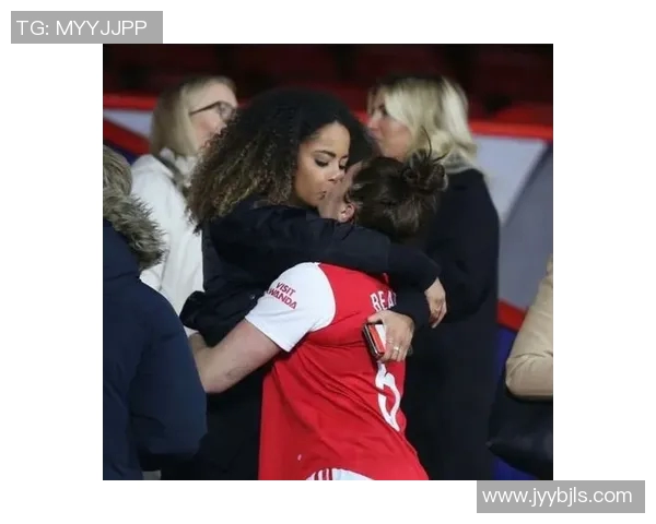 欧洲足坛盛事连连阿森纳女足夺冠巴黎半主力强势击败黑马