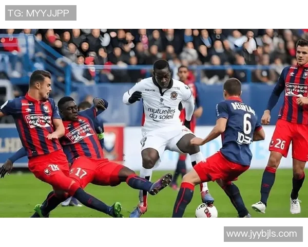 法甲联赛精彩对决梅斯主场迎战对手争夺三分